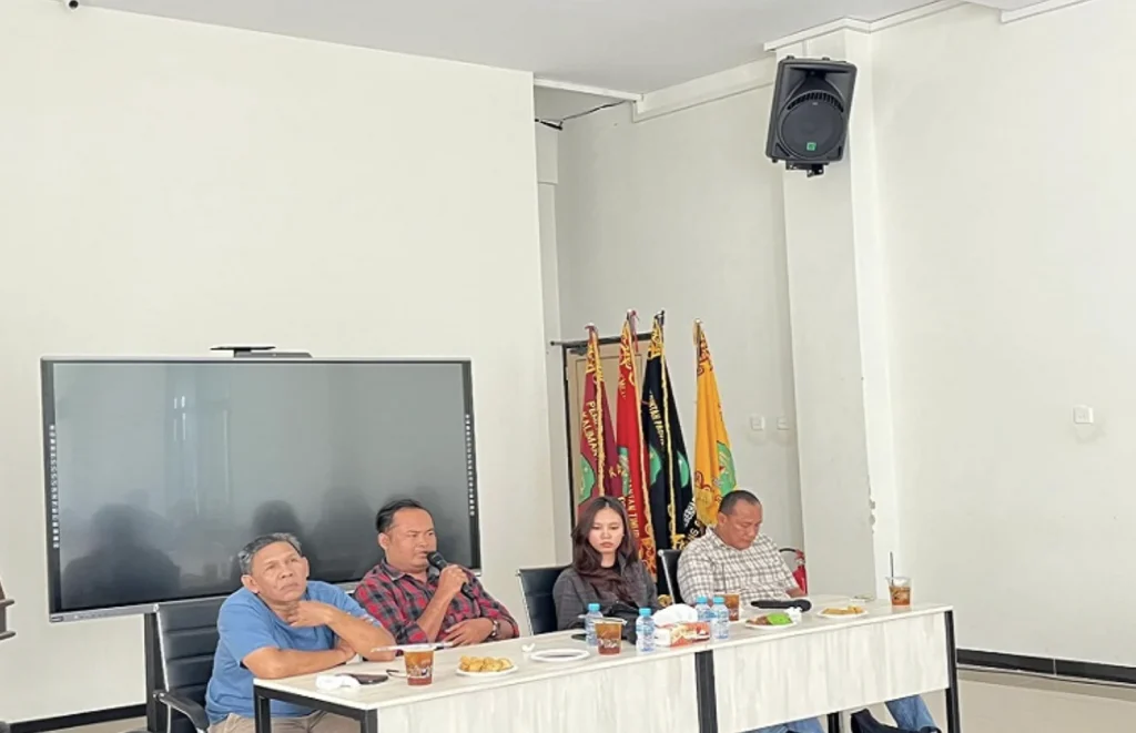 Rapat internal PWI Kukar.(Achmad Rizki/Kutairaya)